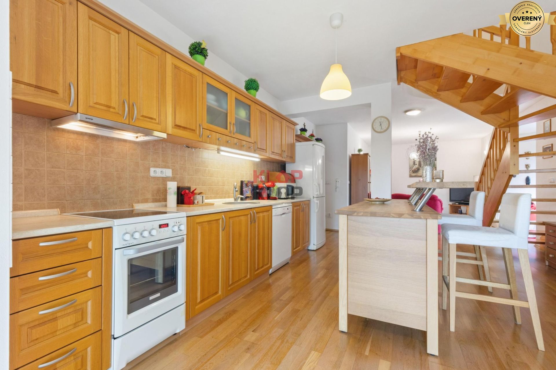 Pozrite si SKVELÝ, ZARIADENÝ 5i byt, MEZONET s 2x KÚPEĽŇOU – foto 9