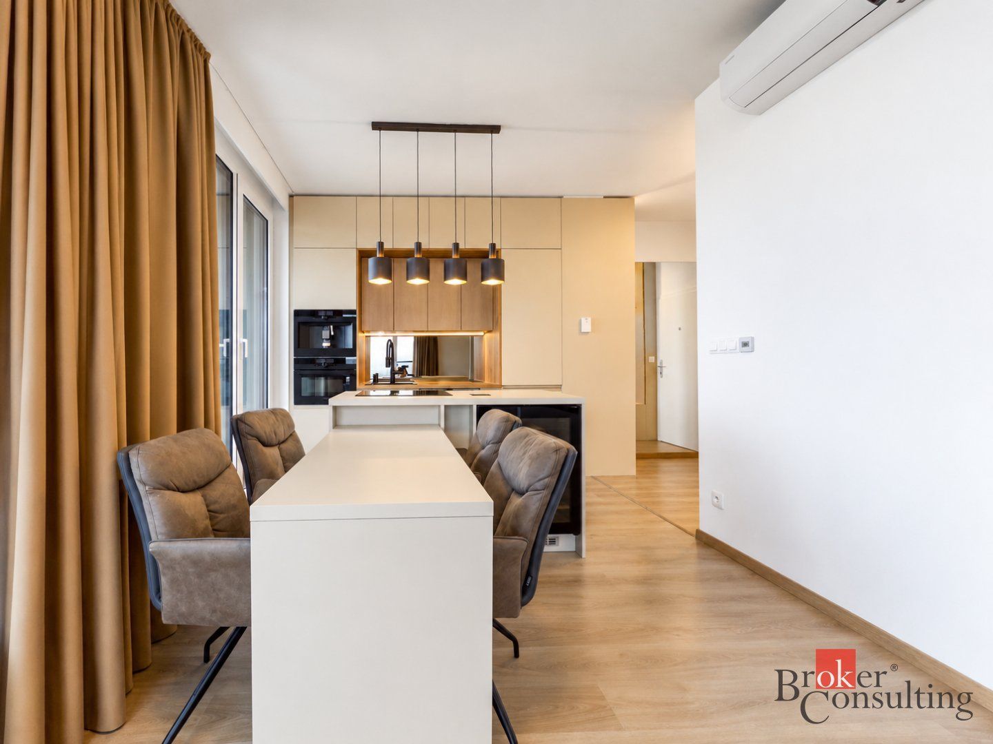 2i byt s loggiou a garážou - Discovery Residence – foto 9