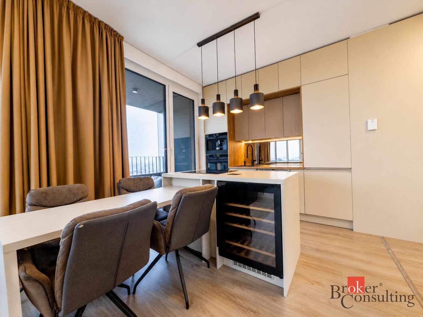 2i byt s loggiou a garážou - Discovery Residence – foto 8