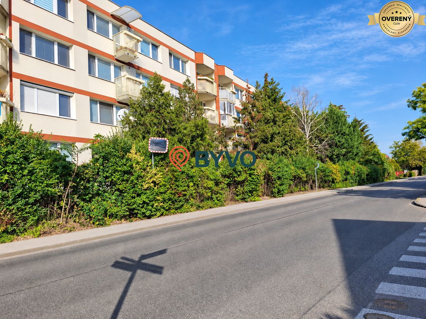 Investičný 3‑izbový byt na prerábku s vlastným parkovaním | Hradská – foto 10