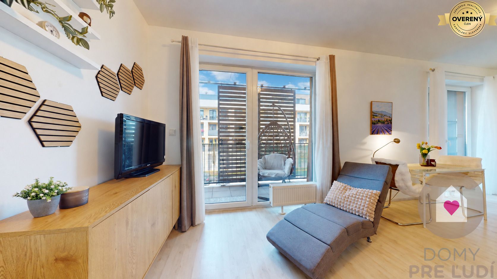 Svetlý 2‑izbový byt s 25 m² terasou na predaj – foto 2