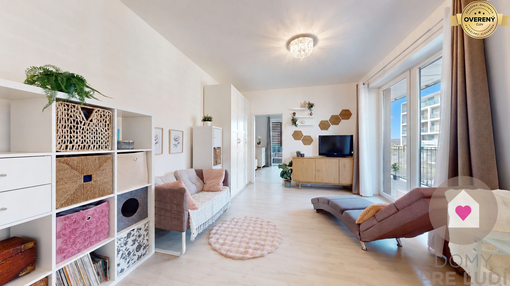 Svetlý 2‑izbový byt s 25 m² terasou na predaj – foto 10