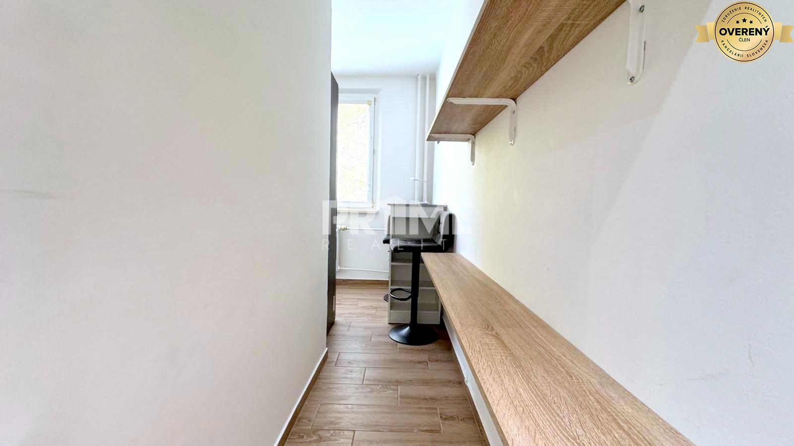 MODERNÝ 1i byt, REKONŠTRUKCIA, KLÍMA, PARKING,Pekníkova ulica,Dúbravka – foto 8