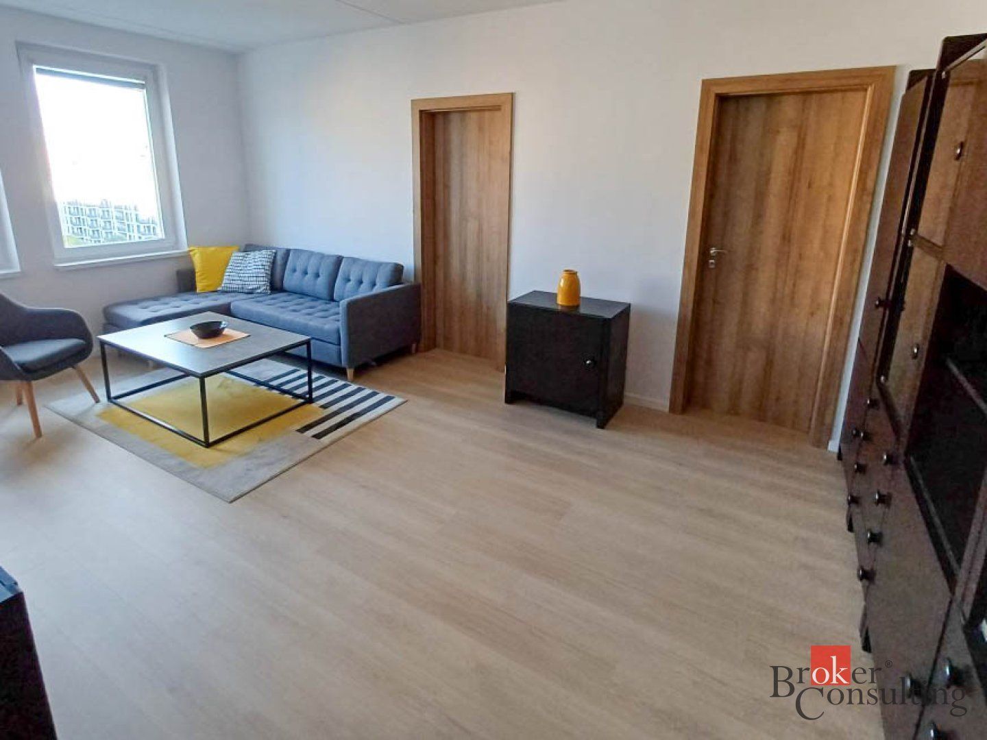 Kompletne zrekonštruovaný 3i byt s balkónom- Račianske mýto – foto 2