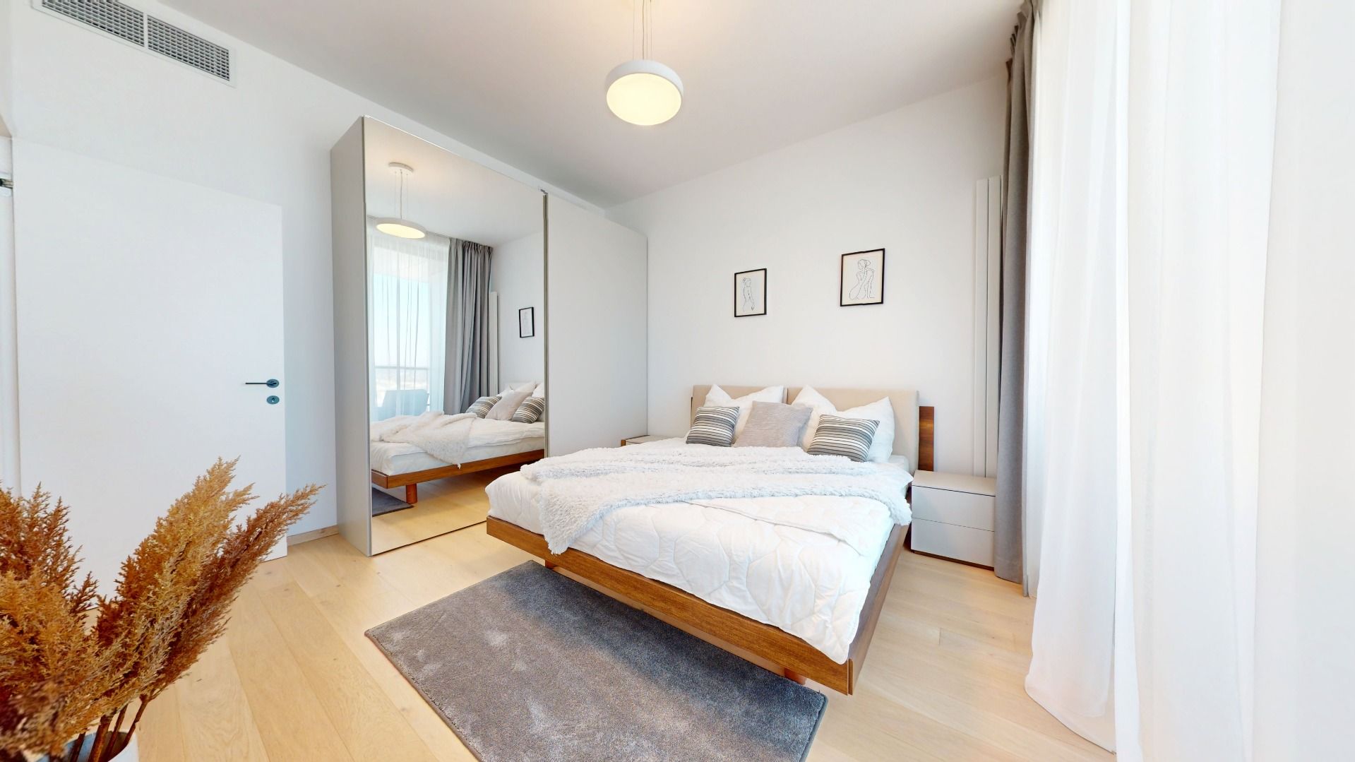 Prenájom | E2TOWER | Vysoko nad mestom, 2i luxusný byt, 36p – foto 9