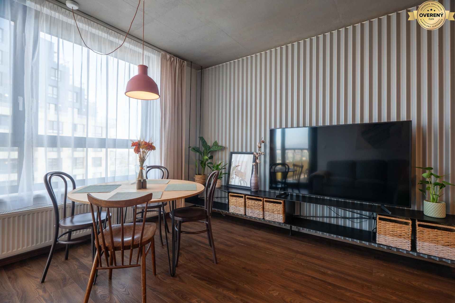 [b]Dizajnový 3‑izbový byt s panoramatickým výhľadom | 82,79 m² | City – foto 6
