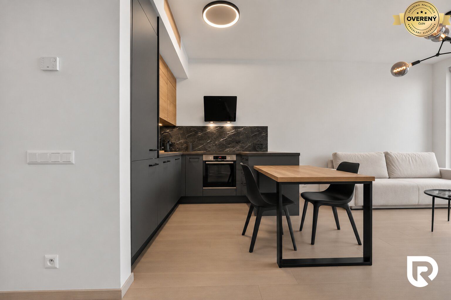 3. veža v projekte Sky Park | 2‑izbový byt na 25. poschodí – foto 8