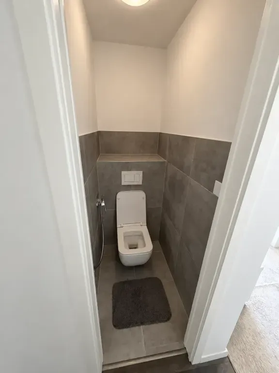 Moderný, kompletne zariadený 2‑izbový byt, Devínska Nová Ves – foto 9