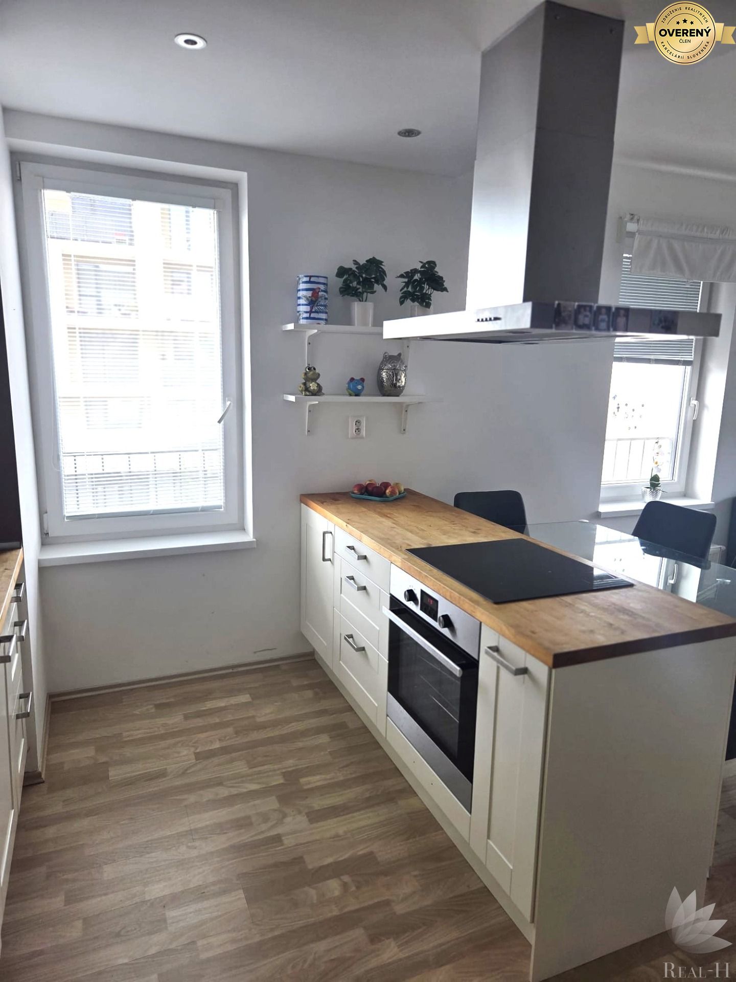 Moderný 2‑izbový byt s veľkým balkónom v projekte Slnečnice – foto 5