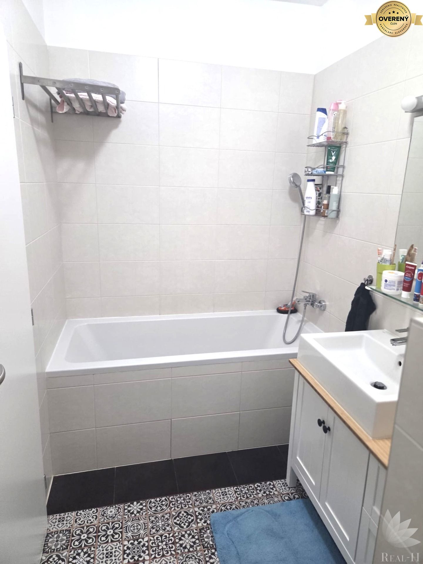 Moderný 2‑izbový byt s veľkým balkónom v projekte Slnečnice – foto 8