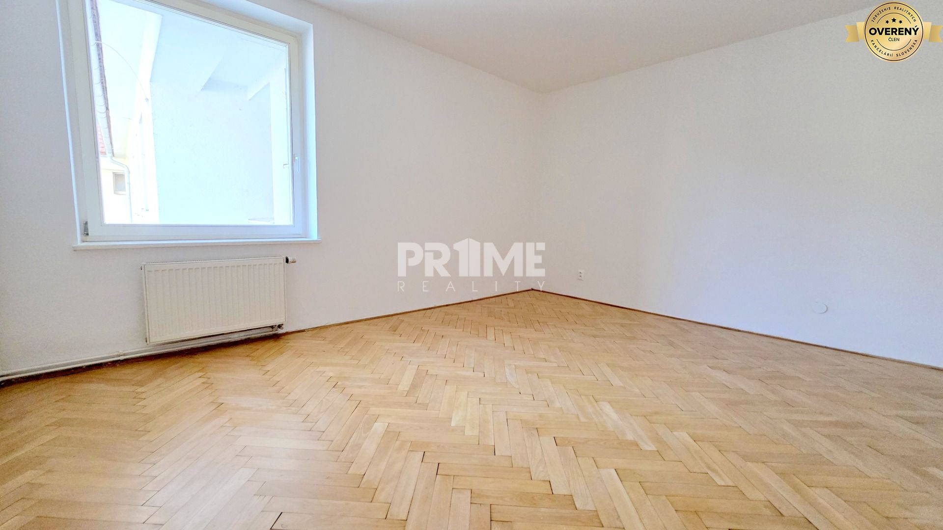 Veľkometrážny staromestký 2i ( 80 m2 ), centrum, loggia, klemensova ul – foto 6