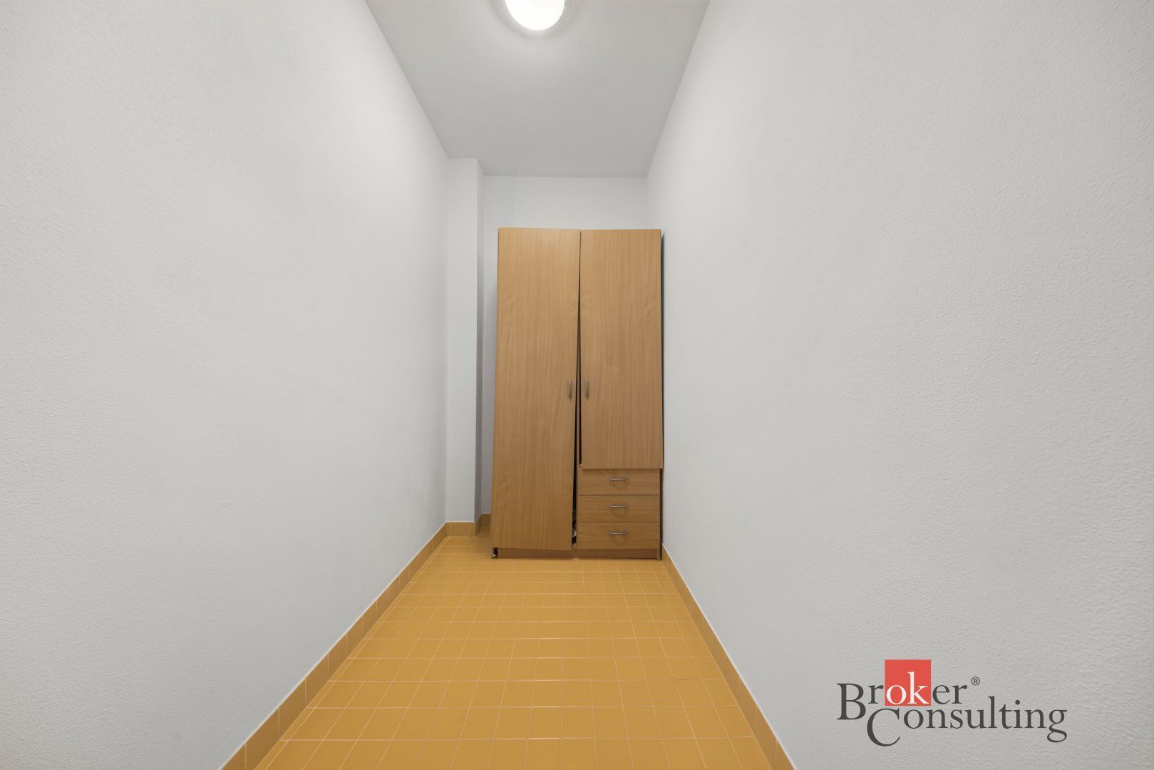Zariadený 2‑izbový byt (71,41 m²) s parkovacím státím – BA – foto 9
