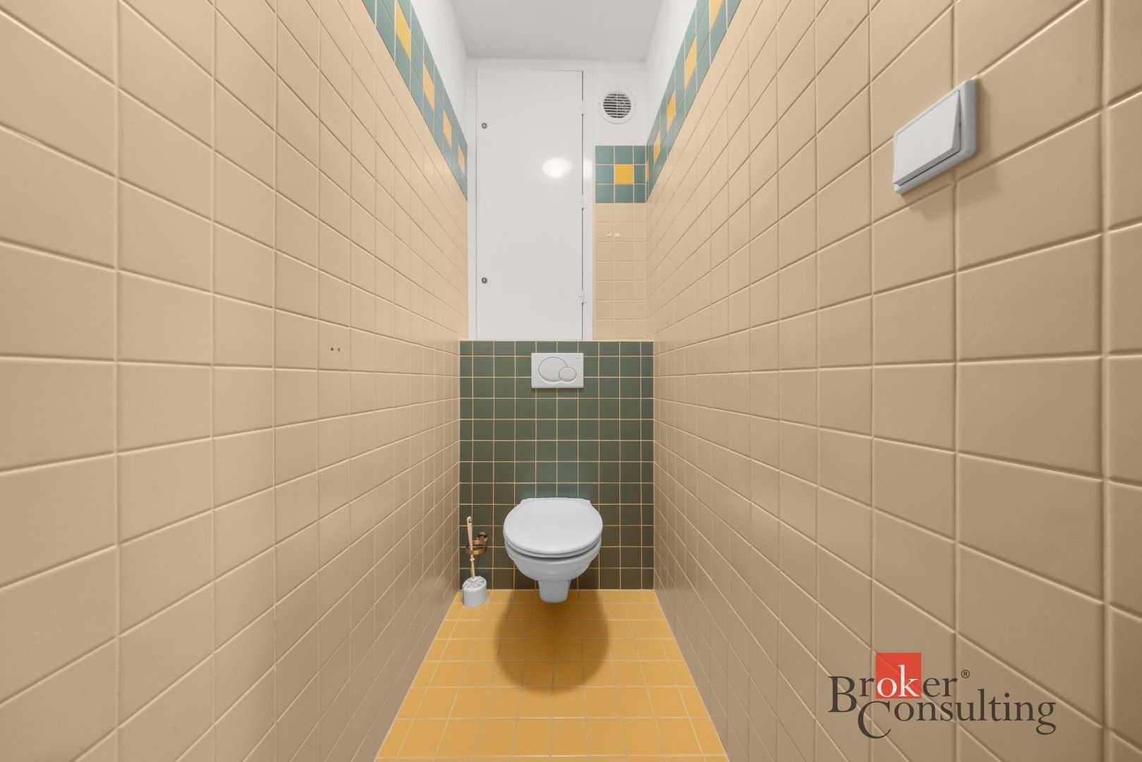 Zariadený 2‑izbový byt (71,41 m²) s parkovacím státím – BA – foto 10