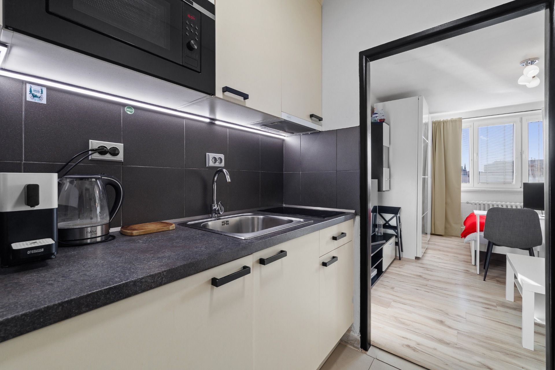 PREDAJ 1i slnečný byt na skok do centra, Kominárska, BA III. – foto 9