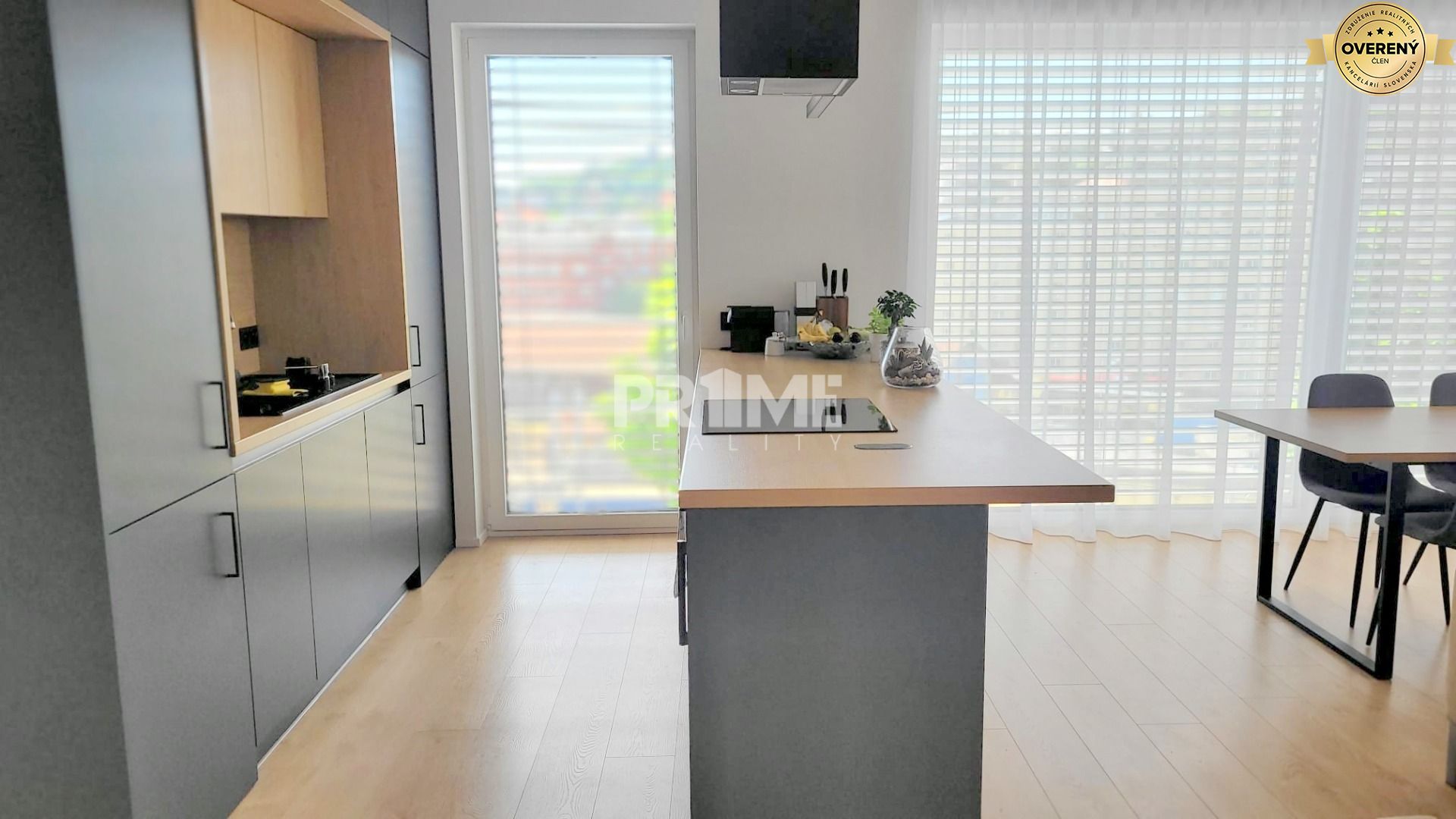 U NÁS !!! Luxusný 4i byt, TERASA, PARKING, VÝHĽAD, KLÍMA, Jaskový rád – foto 6
