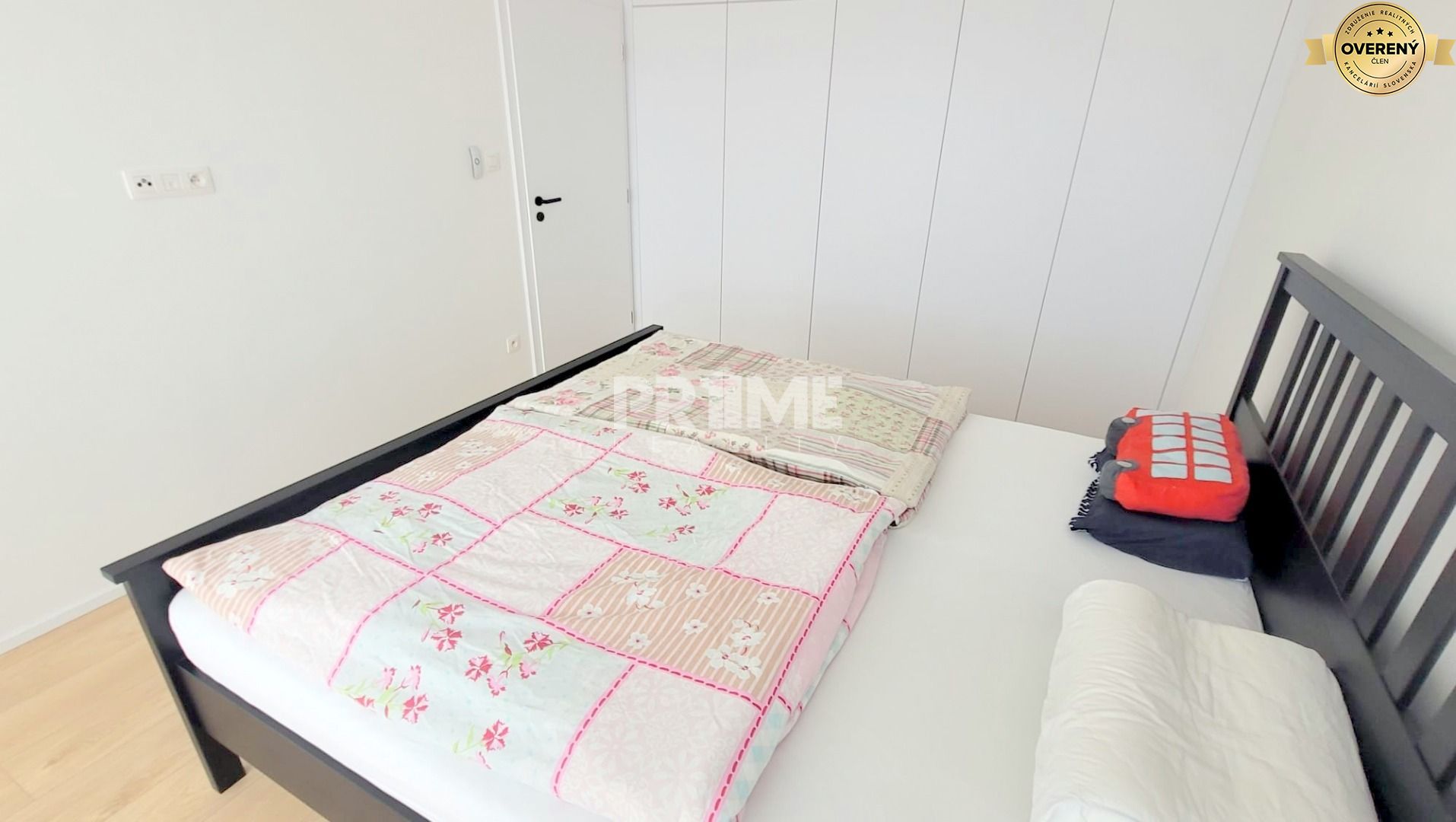 U NÁS !!! Luxusný 4i byt, TERASA, PARKING, VÝHĽAD, KLÍMA, Jaskový rád – foto 9