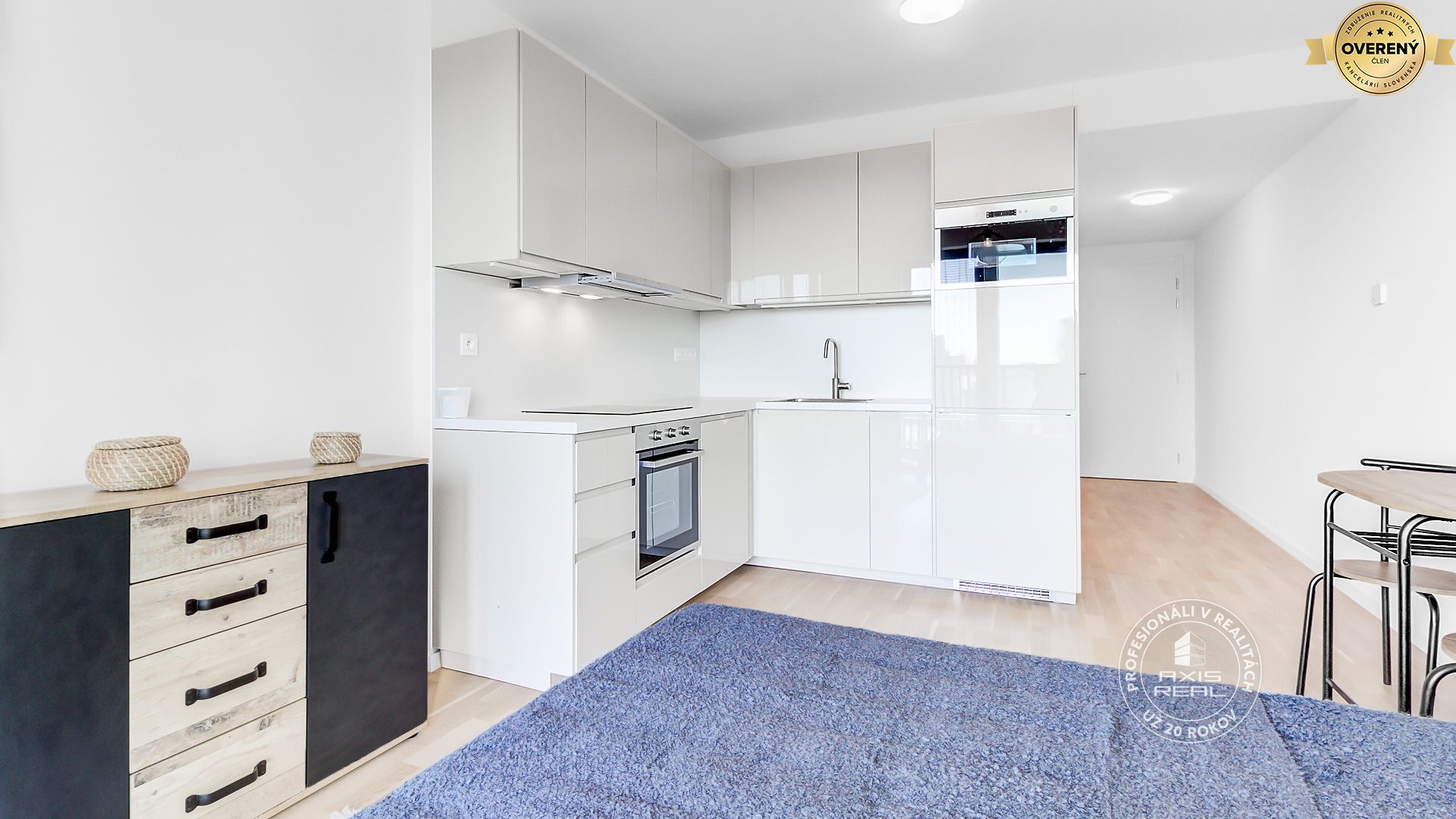 Novostavba GUTHAUS slnečný zariadený 1‑izb. byt, balkón – foto 4