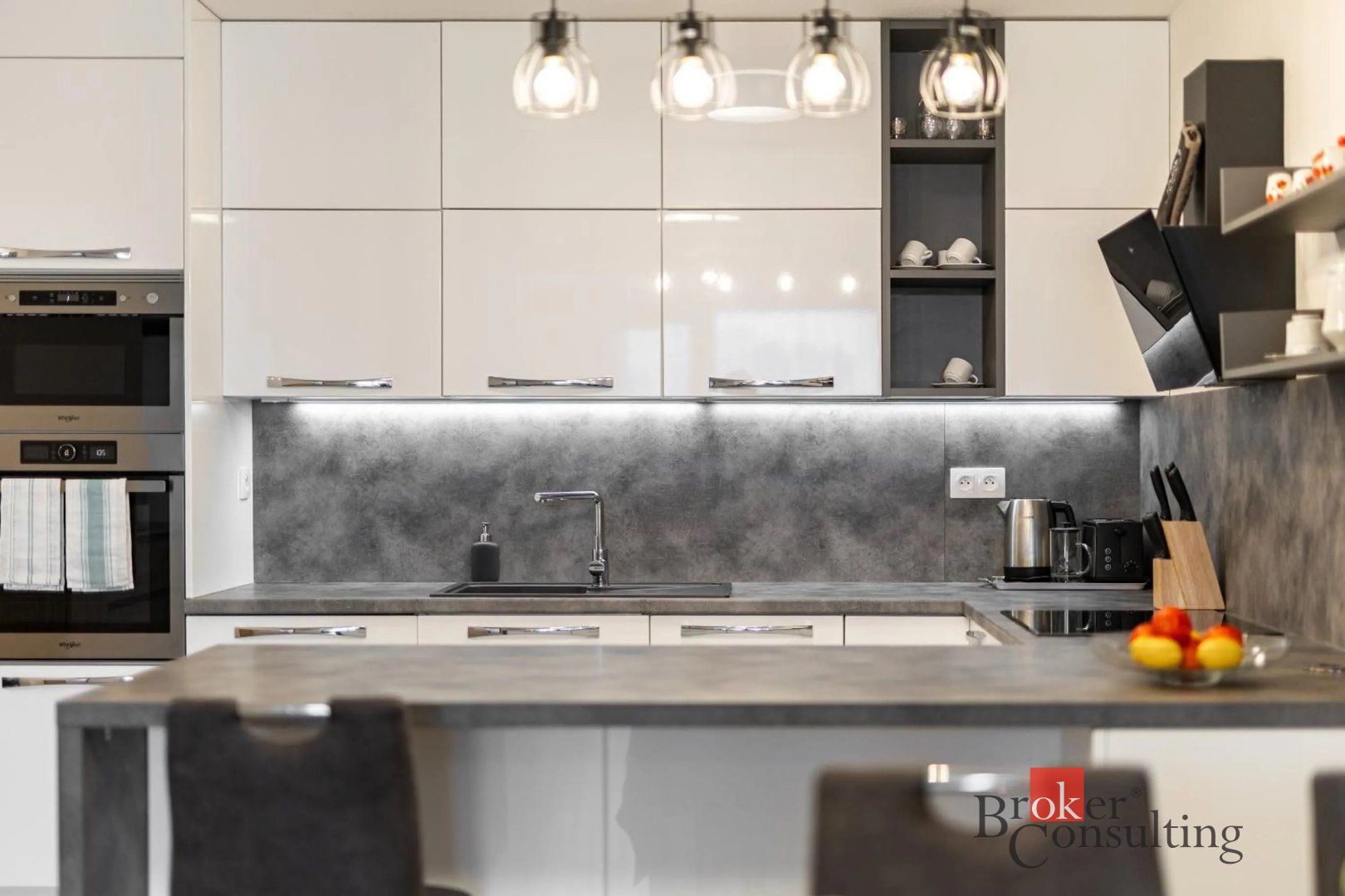 Moderný 3i byt s balkónom, garážou a kobkou - Matadorka – foto 7