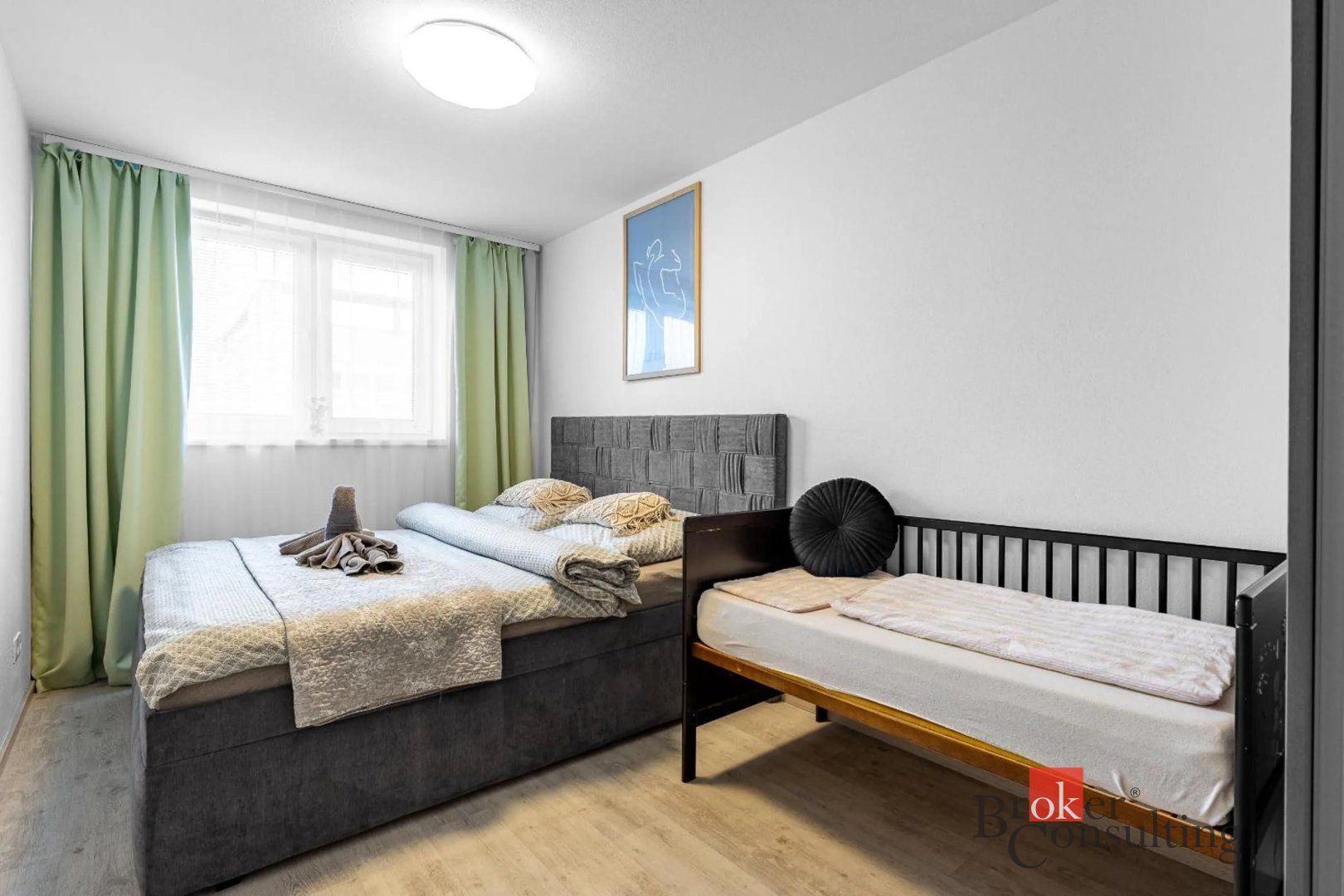 Moderný 3i byt s balkónom, garážou a kobkou - Matadorka – foto 9