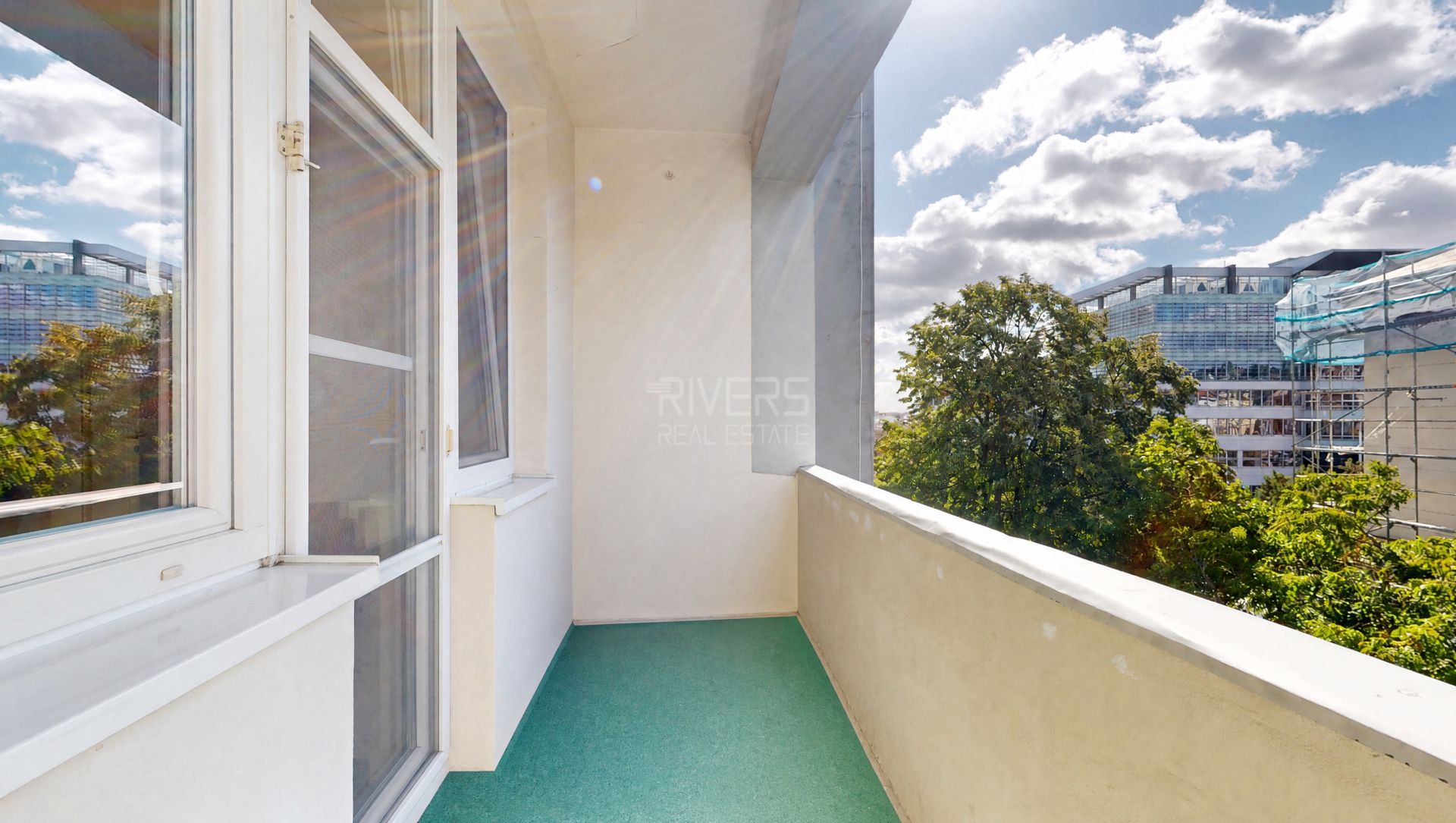 3,5‑izbový byt s loggiou - dom s výťahom - pri Prezidentskom paláci – foto 2