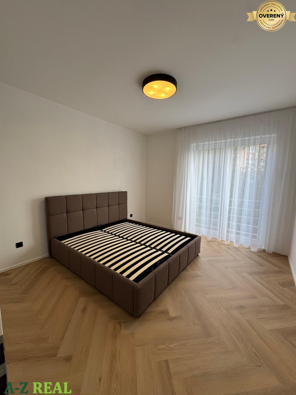 Zariadený 4 izb. byt s terasou, dvomi parkovaniami , Kramáre – foto 6
