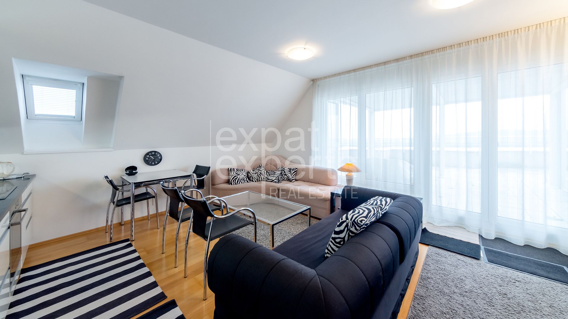 Výnimočný 2i byt vo vile 48 m2, s veľkou terasou 32 m2, parkovanie – foto 2