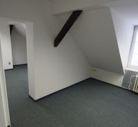 Ateliér-podkrovný priestor v centre BA - PB240351.JPG