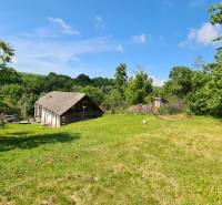 Romantický pozemok s pôvodným domom v obci Hubina - Hubina 82