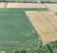 Predaj investičného pozemku pri Vajnoroch - 2.jpg