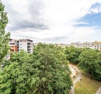 PRENAJATÉ:  2-izbový byt + KK,  Košice - TERASA, ul. Obrody - DSC08859.jpg