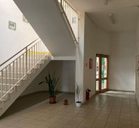 Výrobno-skladový areál, haly /so žeriavmi/, výborná dostupnosť k D1/R1 - 698375_47c5cb924a30d74a74f00eddf7977081.jpg