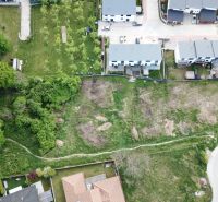 Nádherný pozemok v lukratívnej časti Stupavy Na Vyhliadke 556 m2 - DJI_0014.JPG