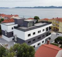 Kožino_Predaj apartmánov s terasou a výhľadom na more 30m od pláže_Zadar-apartmánový dom