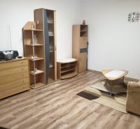 PRENAJATÉ : 1 izbový byt, 32 m2 - Komárno - 7.jpg