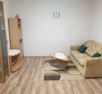 PRENAJATÉ : 1 izbový byt, 32 m2 - Komárno - 5.jpg