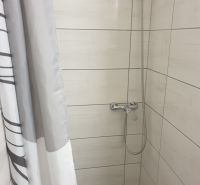 PRENAJATÉ : 1 izbový byt, 32 m2 - Komárno - 18.jpg
