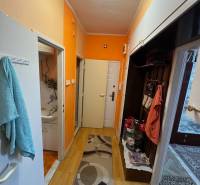 Na predaj 3 izbový byt na prízemí v centre mesta Šahy. - IMG_1426.jpeg