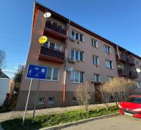 Na predaj 3 izbový byt na prízemí v centre mesta Šahy. - IMG_1418.jpeg