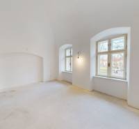 Exkluzívne 2 izbový byt , 83m2, Zimná ul., Spišská Nová Ves - 5.jpg