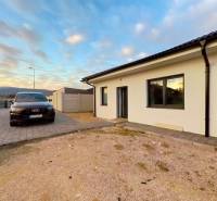 Na predaj Novostavba rodinného domu Častá - Casta-01162024_160325.jpg