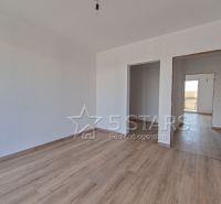 Novostavba 4 izb. RD „ J“, Mníchovská alej - rodinny dom-mnichovska alej-5starsreality-14.jpg
