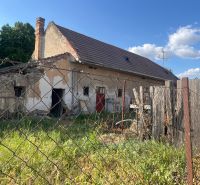 Pozemok s dvomi prístupmi a starším domom v Reci - IMG_5822.jpeg