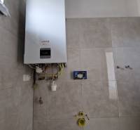 NOVOSTAVBA - VÝBORNÝ 4-izbový dom v Senci. - 20240827_165158.jpg