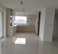 Moderná, novostavba k nasťahovaniu, predaj  Dunajská Streda - Moderná, novostavba k nasťahovaniu, predaj  Dunajská Streda, viac informácii na: https://reality.intexreal.sk/