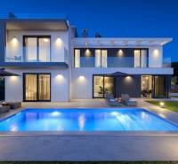 CHORVÁTSKO - Krásna moderná vila s garážou - POREČ - 08.jpg