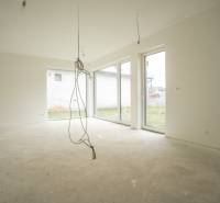 NOVOSTAVBA - 4i rodinný dom 117 m2 - Streženice - Púchov - upravene pozemok-12.jpg