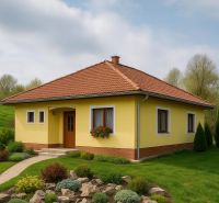  Stavebné pozemky 11 558 m² v atraktívnej lokalite Častá – Píla - Rodinný dom obklopený zeleňou a upravenou záhradou v obci Častá. Pozemky - bývanie.