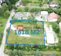 Najlukratívnejší pozemok 1618 m2 pre tých, čo vedia, čo chcú - Letecký pohľad na parcelu 1618 m² v Marianke na Štúrovej ulici, Pozemky - bývanie.