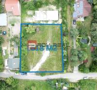 Najlukratívnejší pozemok 1618 m2 pre tých, čo vedia, čo chcú - Pozemok na bývanie na Štúrovej ulici v Marianke, rozloha 1618 m².