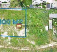 Pozemok Marianka 800 m2 super cena - Pozemky - bývanie v Marianke na ulici Na Ovsisku, 800 m², ohraničené modrou čiarou.